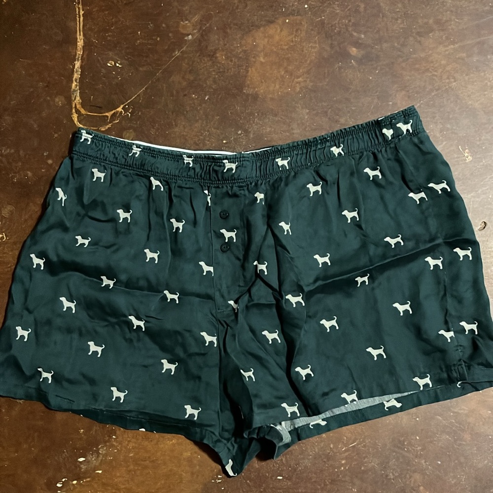 PINK Victoria's Secret Black Pajama Shorts with White Dog Print